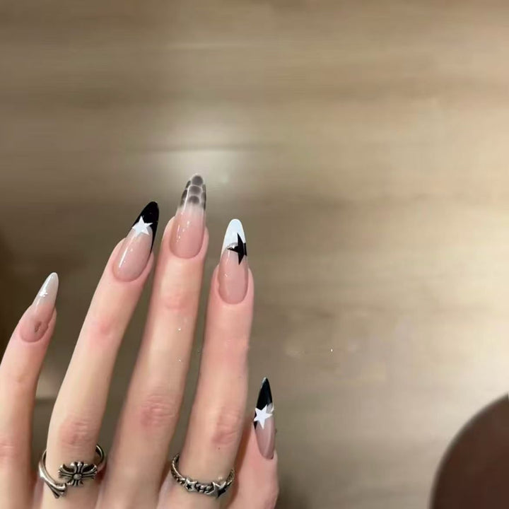 Artistic Stiletto Nail Set Bowlift