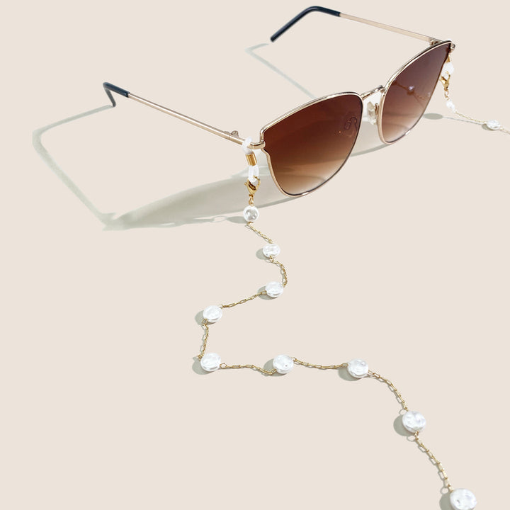 Elegant Beaded Eyewear Holder Bowlift