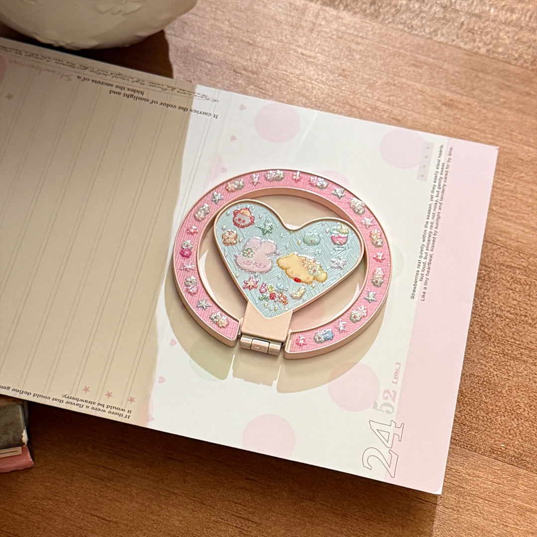 Playful hand mirror in heart design Bowlift