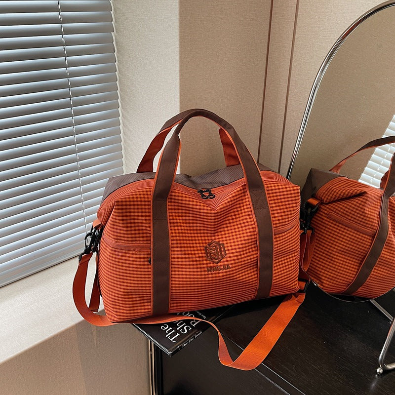 Spacious Multi-Pocket Gym Duffle Bag Bowlift