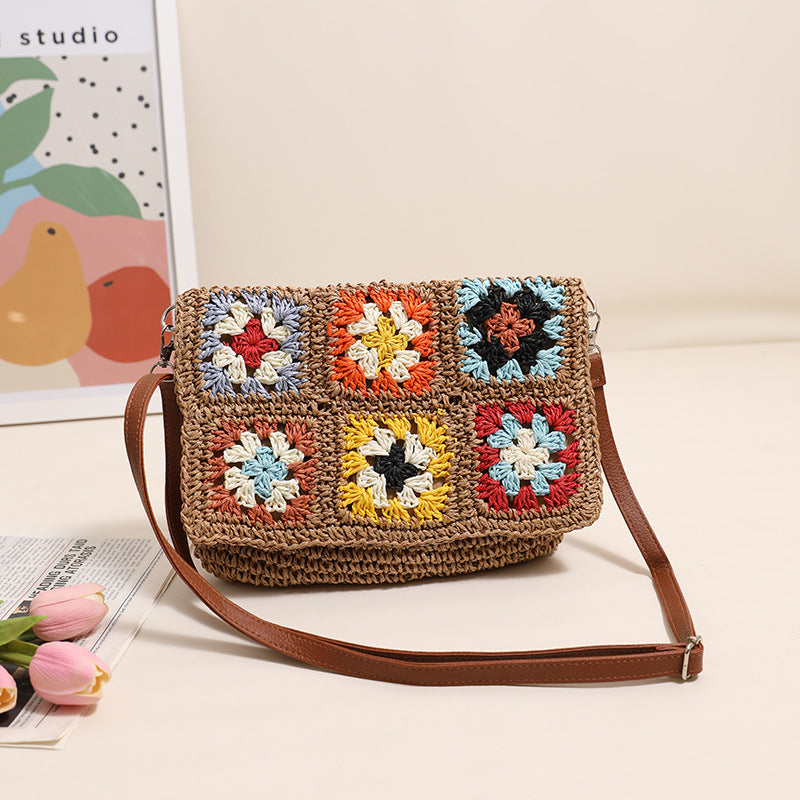 Fashionable shoulder bag with colorful crochet pattern Bowlift