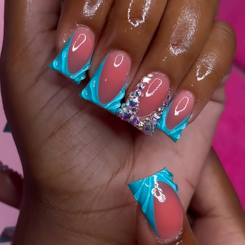 Decorative Crystal-Embellished Press-On Nails Bowlift