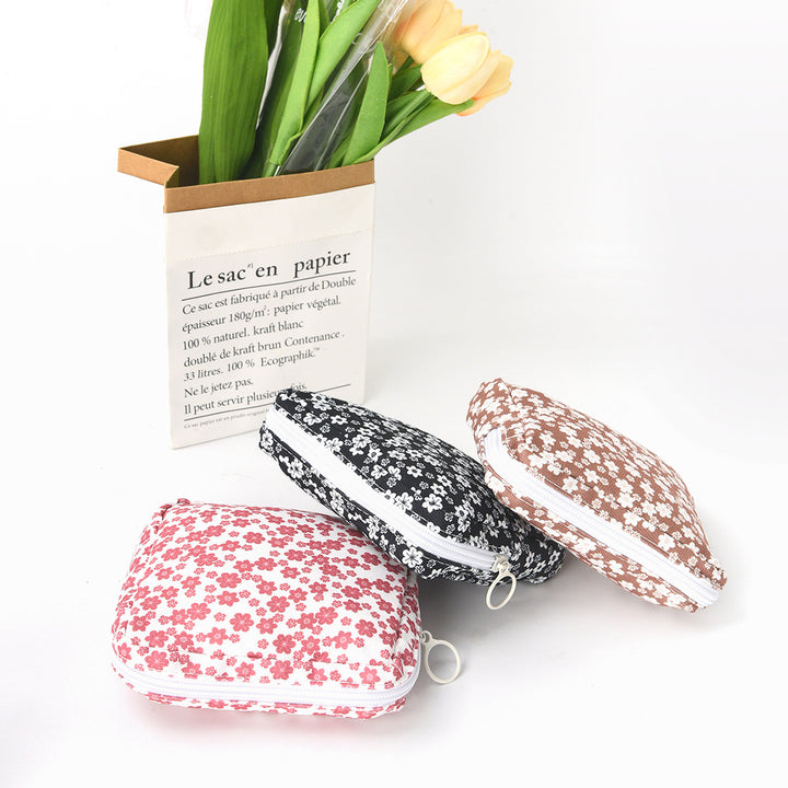 Cosmetic organizer with floral patterned design Bowlift