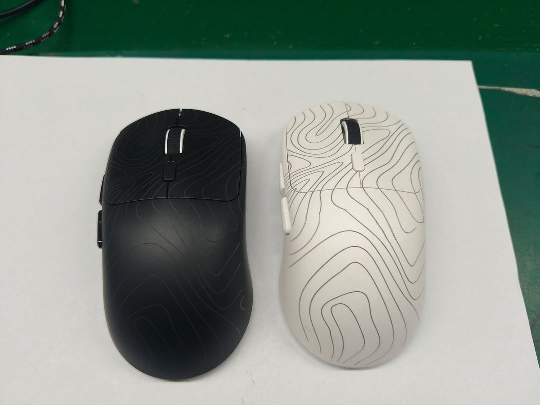 Ergonomic Gaming Mouse with Customizable Rgb Lighting System Bowlift