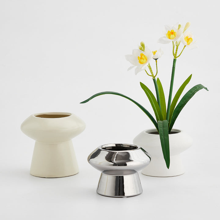 Decorative table accessory Bowlift
