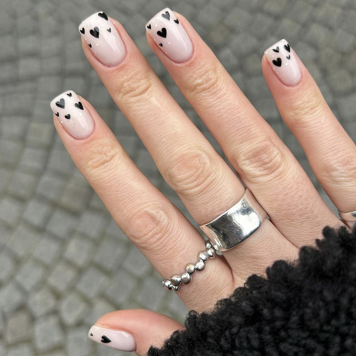 Heart-Accent Acrylic Nail Art Set Bowlift