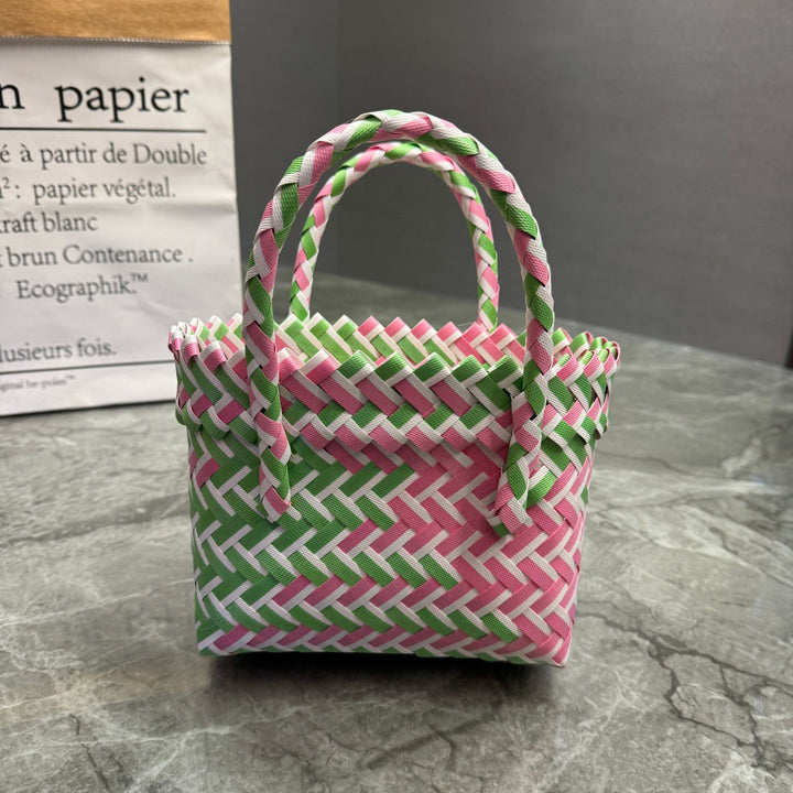 Handcrafted basket bag in stylish design Bowlift