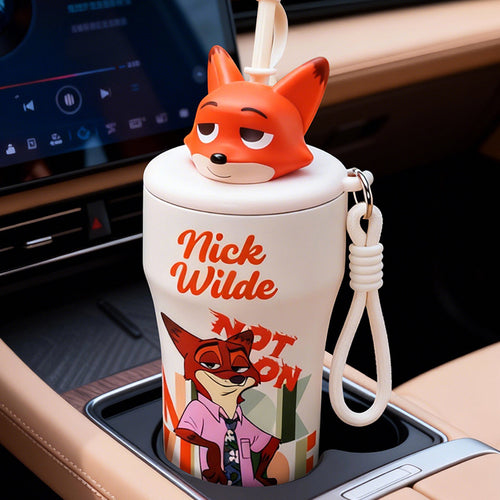 Ladies drinking cup with interactive Stitch lid Bowlift