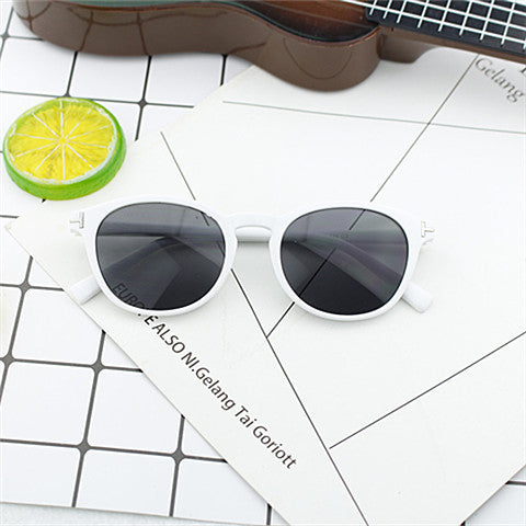 Women fashion sunglasses with elegant, round design Bowlift