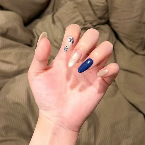 Artistic Floral-Inspired Press-On Nail Set Bowlift