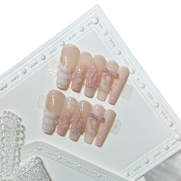 Artistic Decorative Press-On Nail Set Bowlift