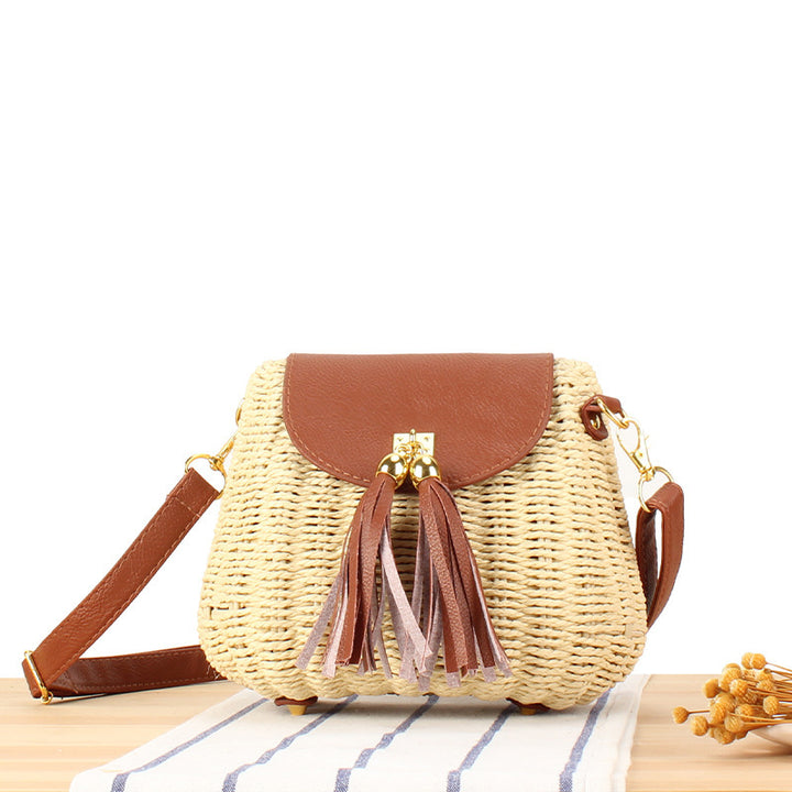 Shoulder bag with decorative fringes Bowlift