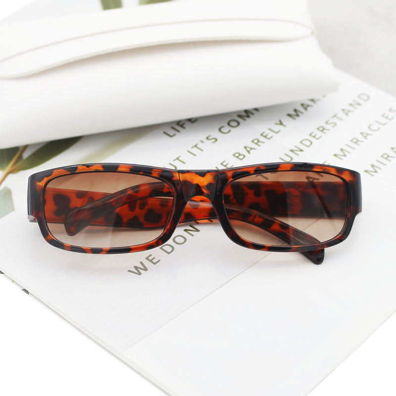 Women's fashionable sunglasses in stylish rectangular design Bowlift