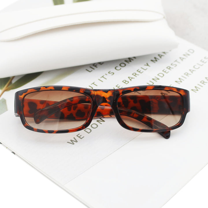 Women's fashionable sunglasses in stylish rectangular design Bowlift