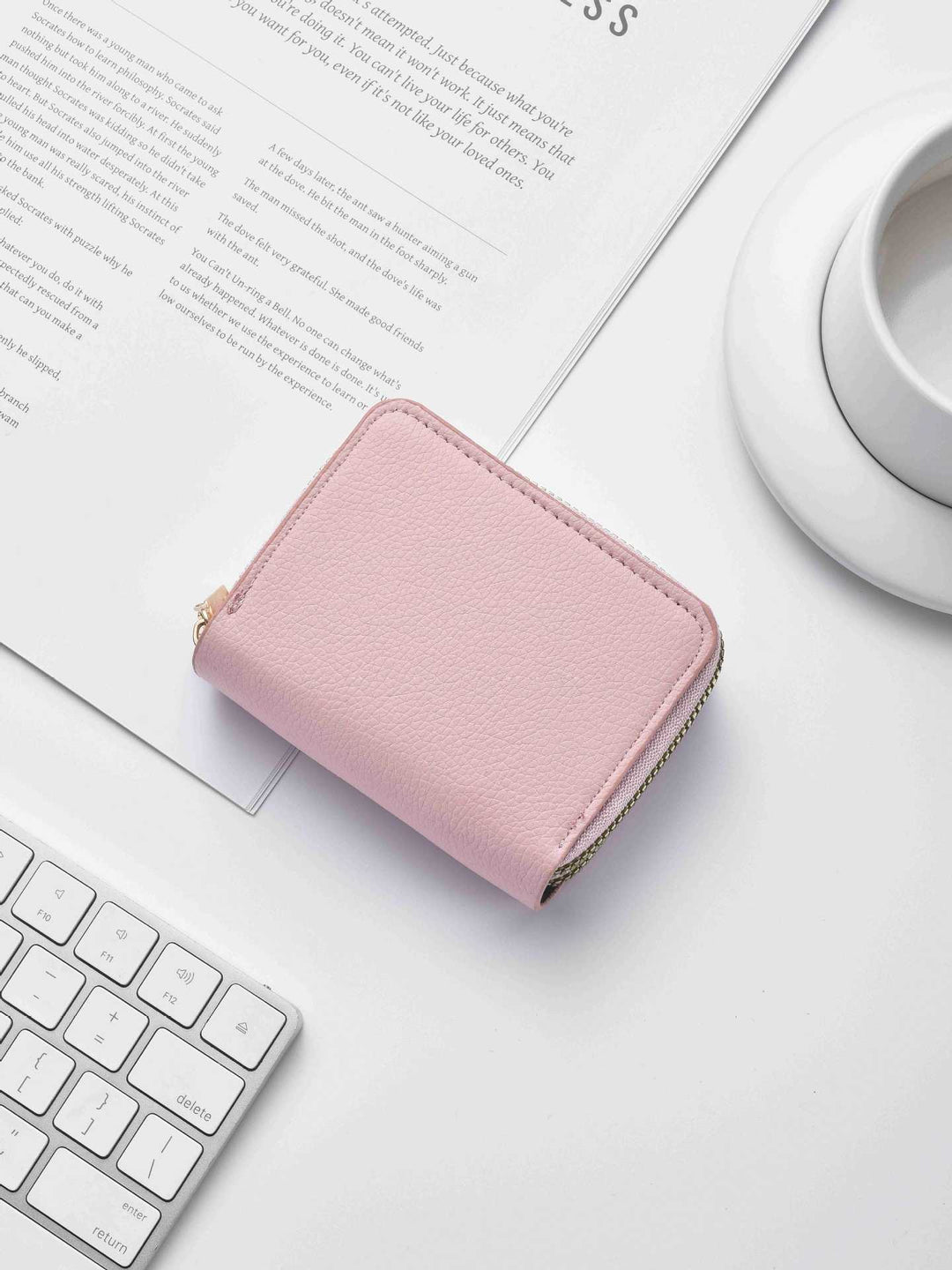 Stylish Textured Leather Zippered Wallet Bowlift