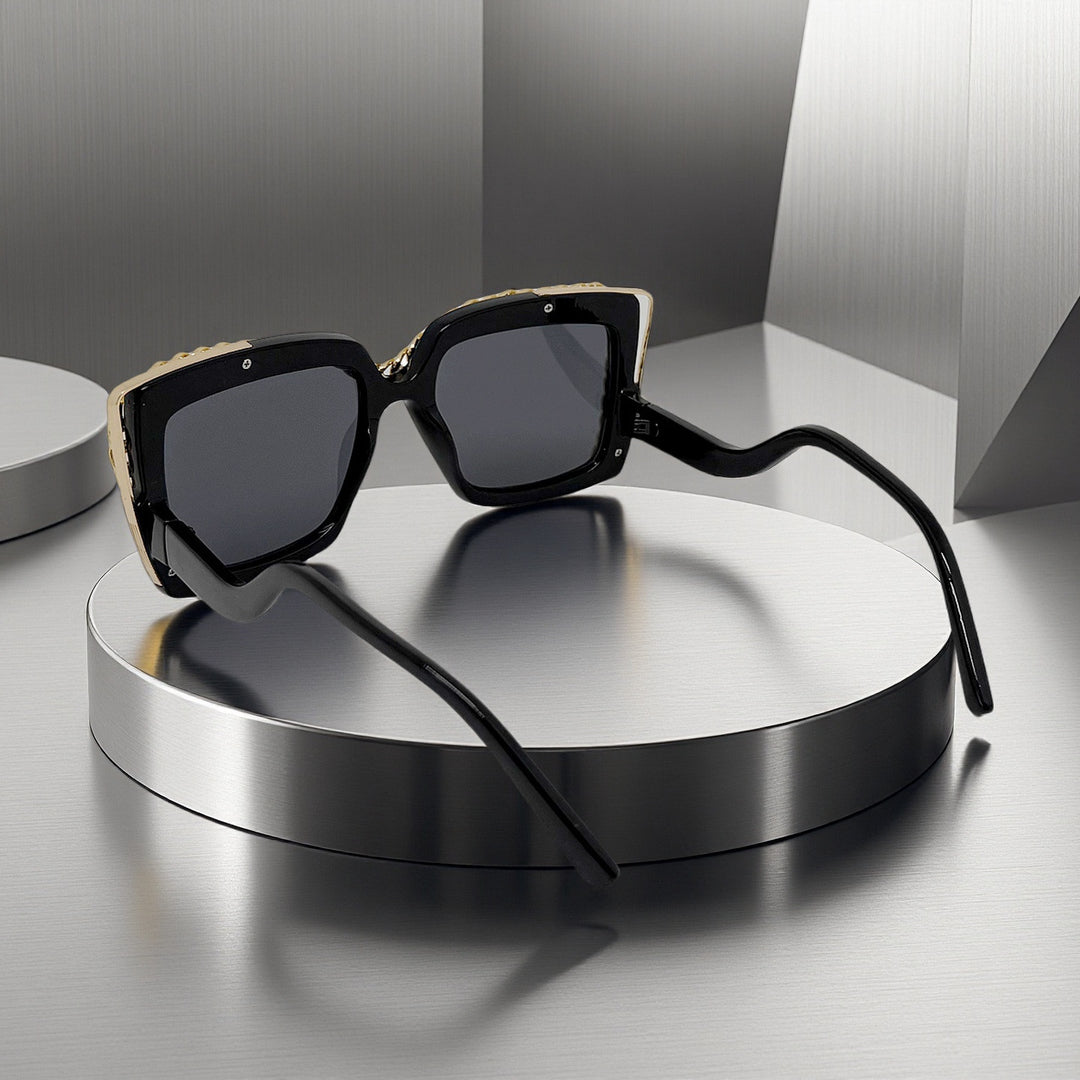 Women's fashionable oversized sunglasses with chain frame Bowlift