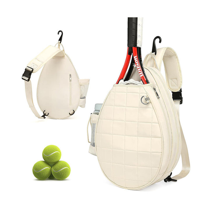 Sporty racket bag with integrated bottle and compartments Bowlift