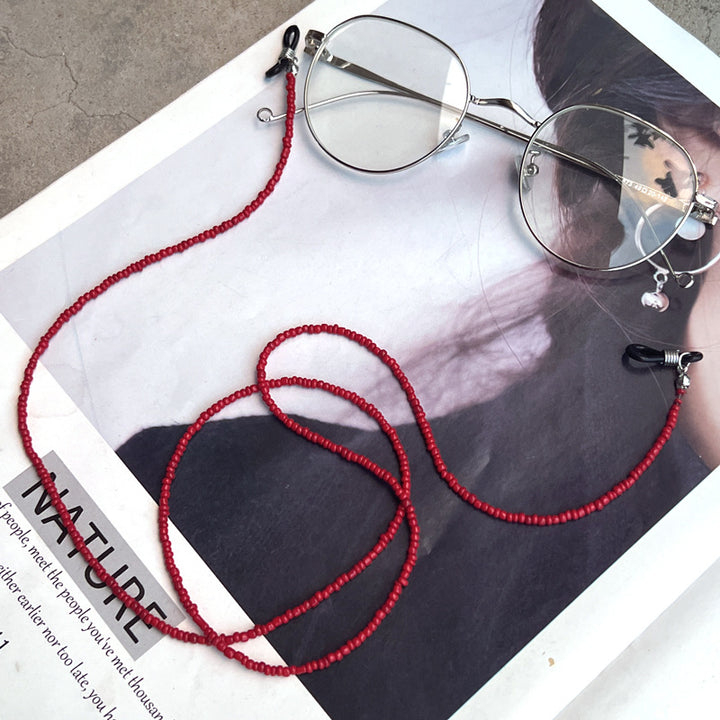 Chic Beaded Eyewear Chain Bowlift