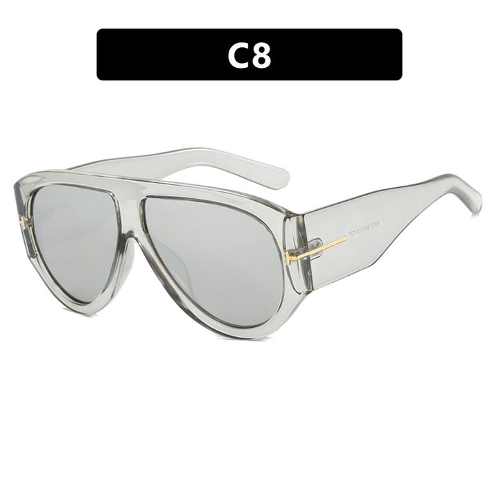 Women Designer Sunglasses in Elegant Retro Design with Wide Frame Bowlift