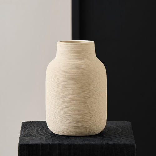 Handcrafted ceramic vase Bowlift