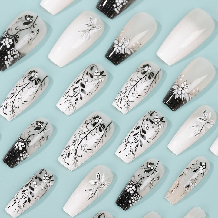 Artificial nails with elegant floral design Bowlift