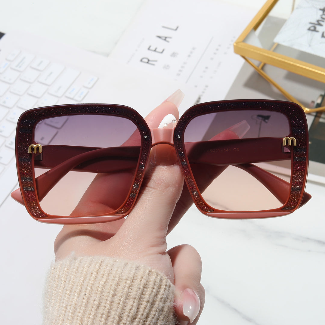 Ladies fashionable square sunglasses with shimmering frame Bowlift