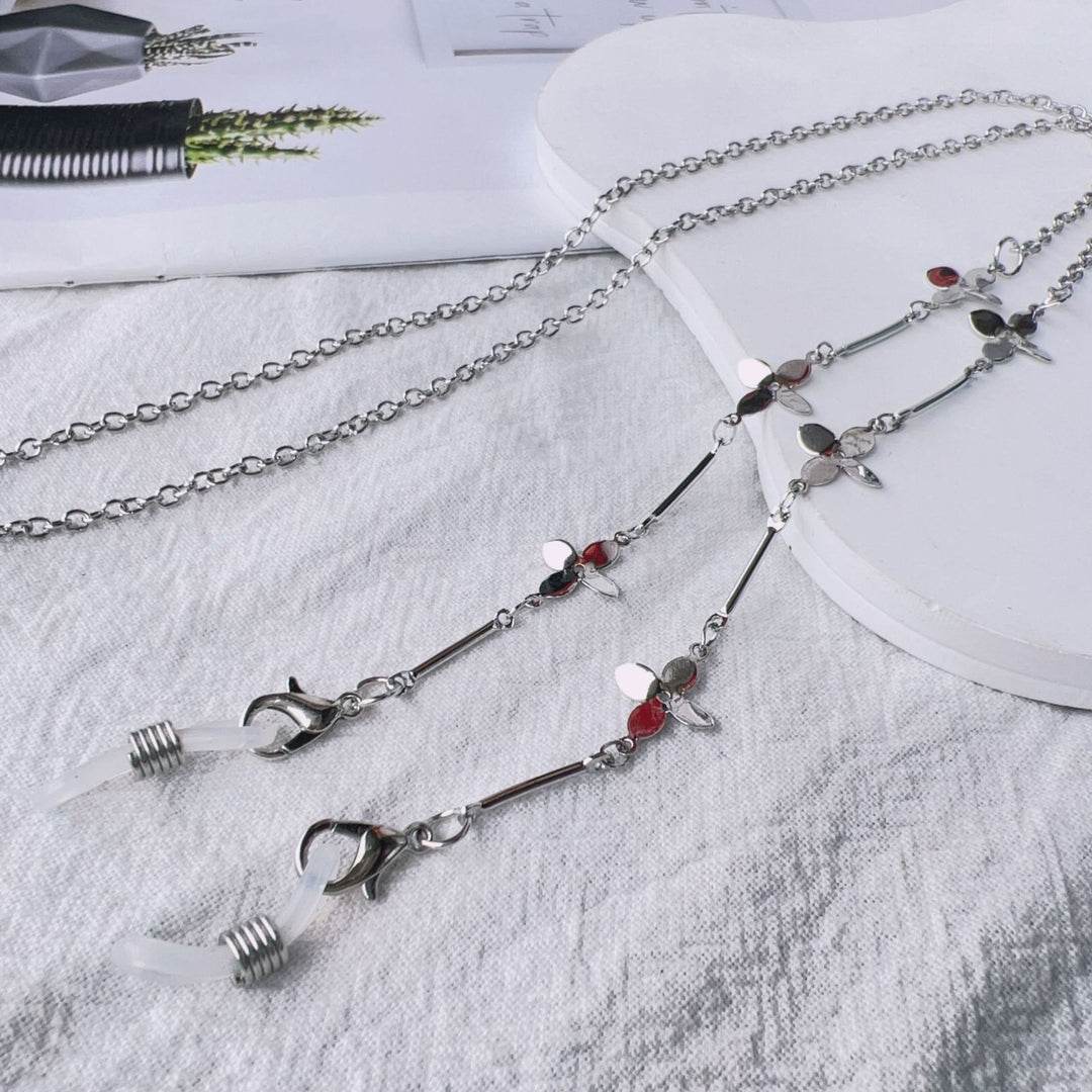 Fashionable Chain Eyewear Retainer Bowlift