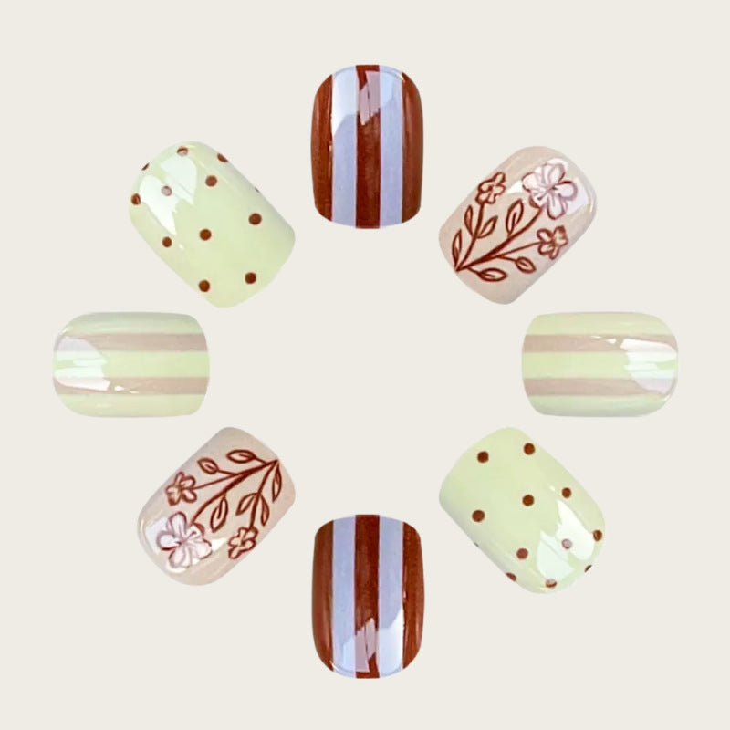 Creative Nail Art Bowlift