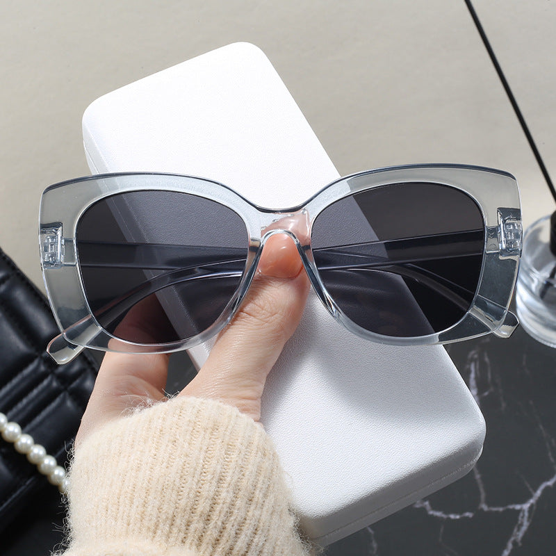 Women's oversized sunglasses with elegant design Bowlift