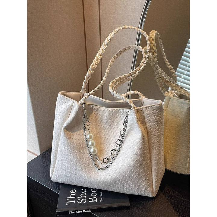 Luxurious Textured Handbag Bowlift