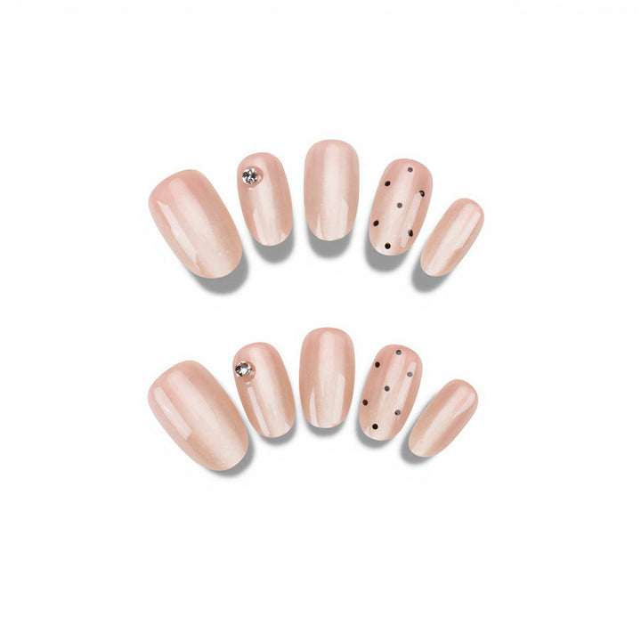 Elegant Glittery Press-On Nails Bowlift