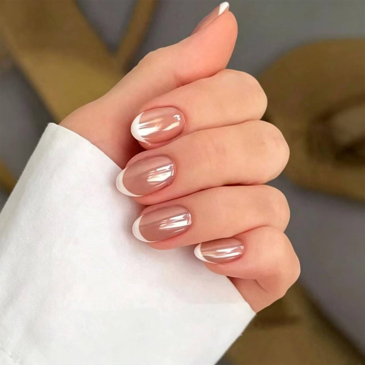 Elegant French Tip Nail Art Set Bowlift
