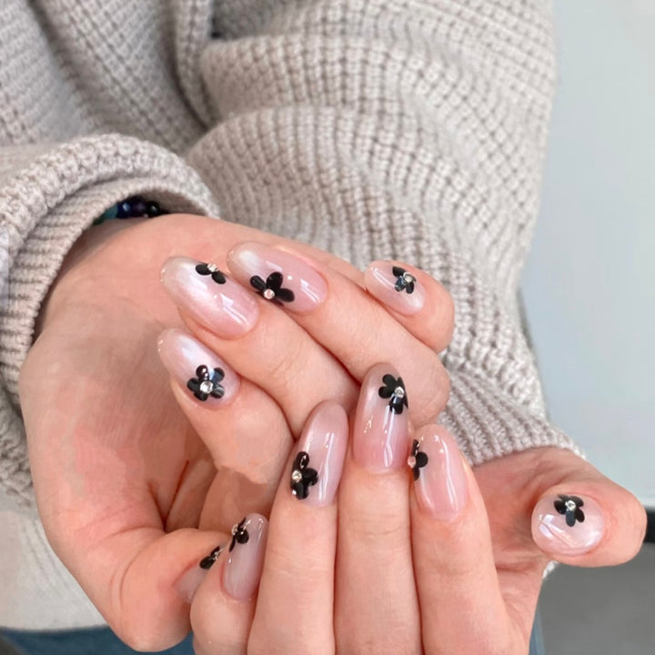 Floral-Inspired Press-On Nail Design Bowlift