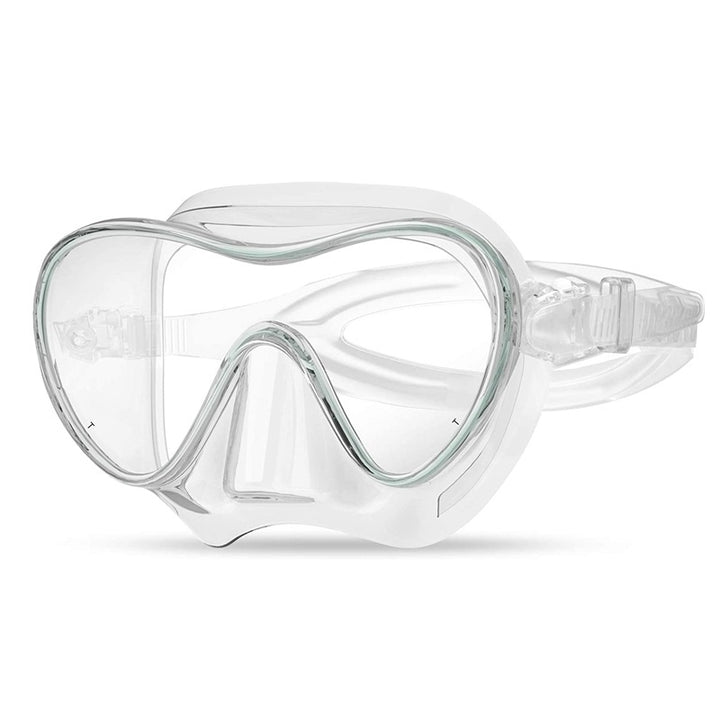 Diving mask with flexible silicone edge and clear field of vision Bowlift
