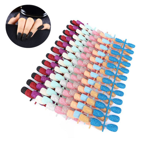 Glamorous artificial nails with sparkling glitter Bowlift