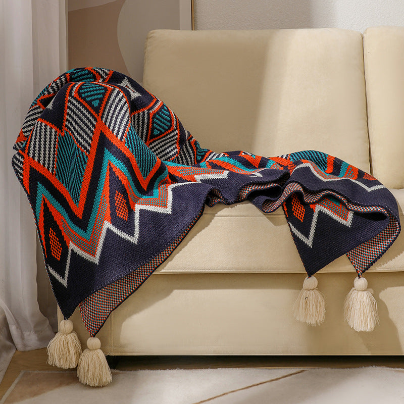 Women's Patterned Snuggle Blanket with Tassels Bowlift