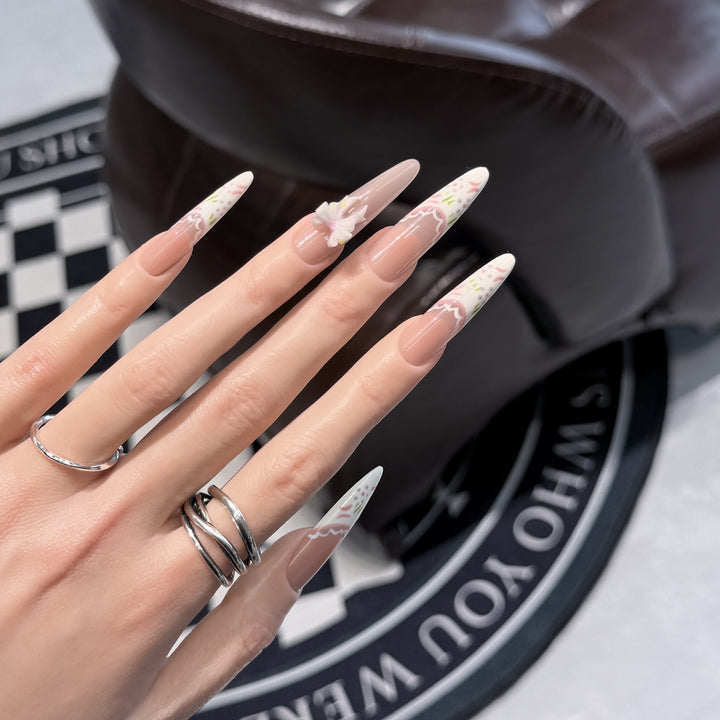 Elegant Floral Stiletto Press-On Nail Art Set Bowlift