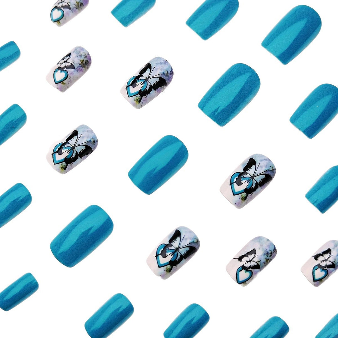 Artificial artificial nails with detailed butterfly design Bowlift