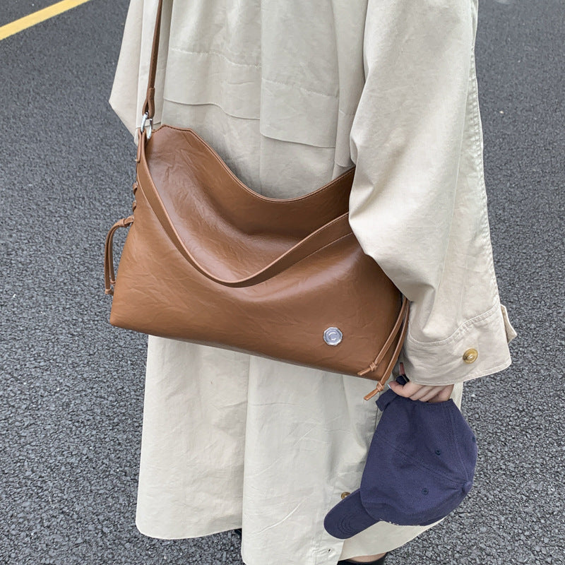 Luxurious Slouchy Handbag Bowlift