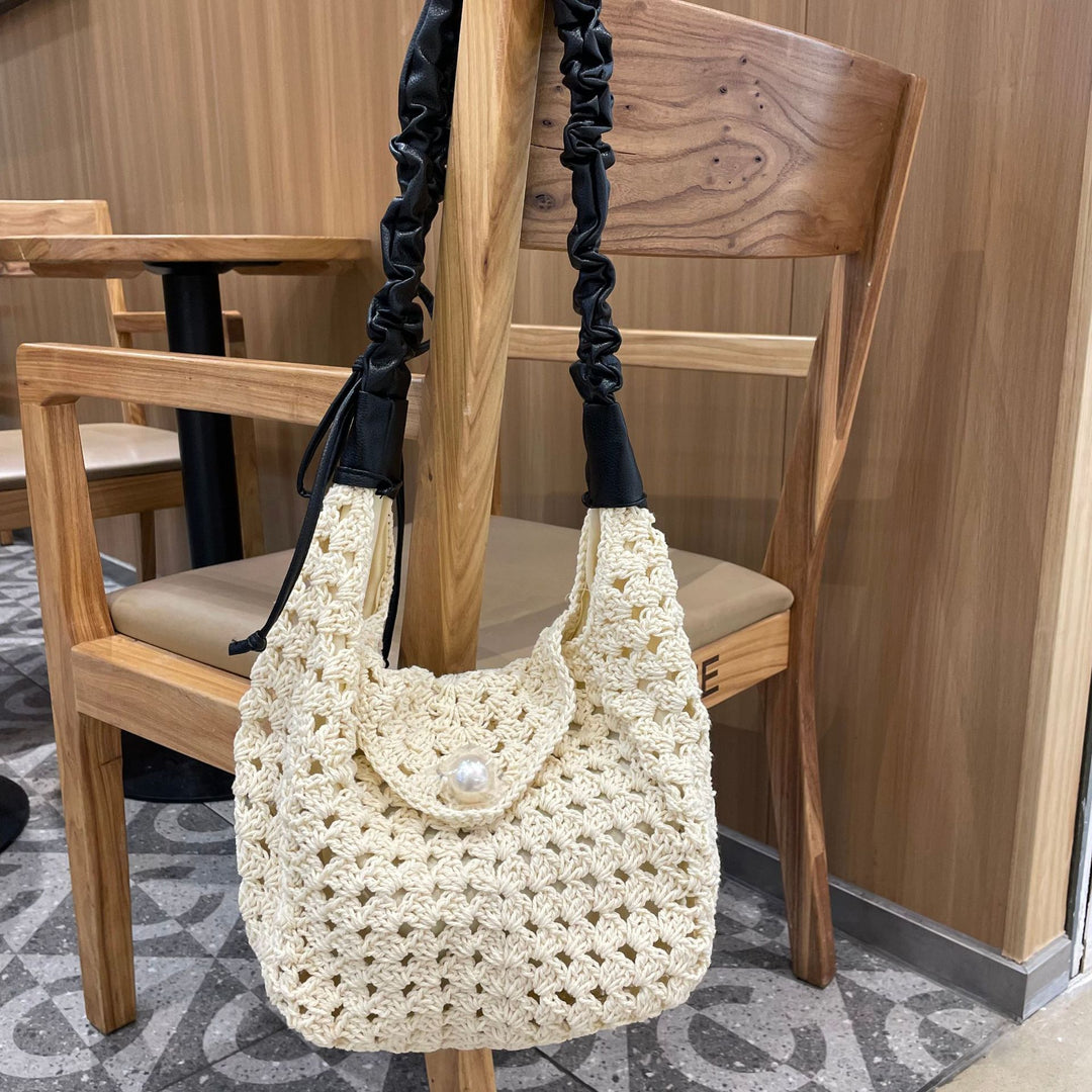 Handcrafted Shoulder Bag Bowlift