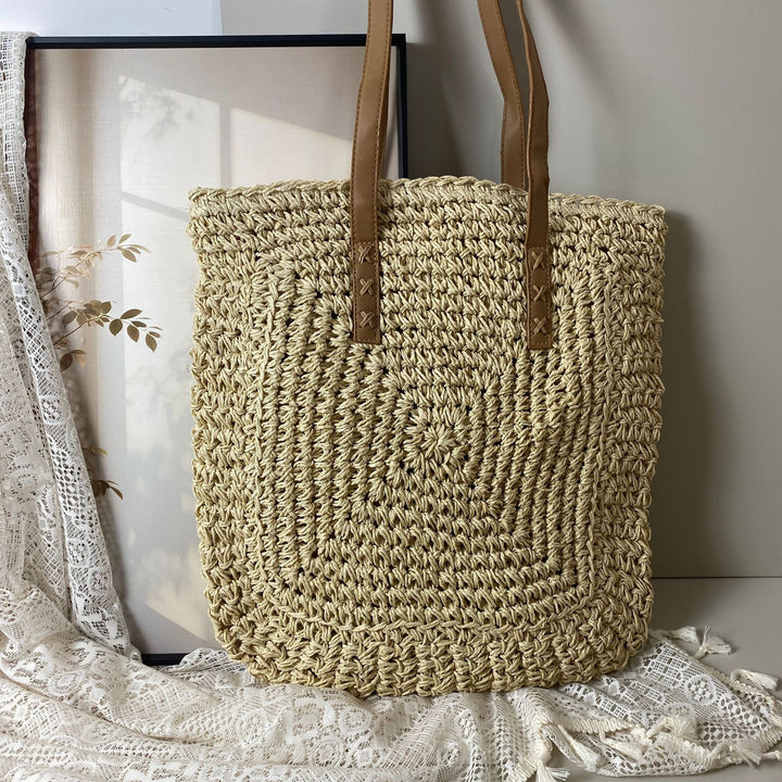 Handcrafted basket bag with unique circular pattern Bowlift