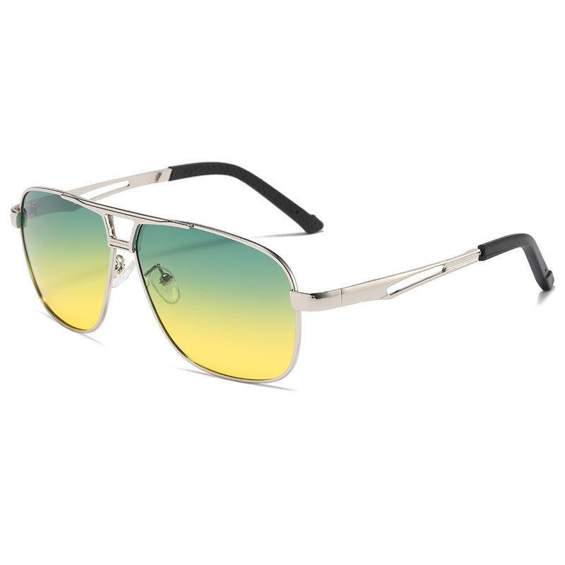 Ladies sporty sunglasses with modern design and UV protection Bowlift