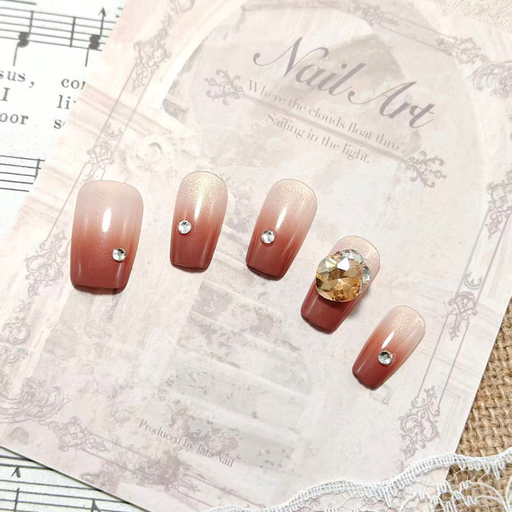 Artificial nails with glamorous 3D design Bowlift