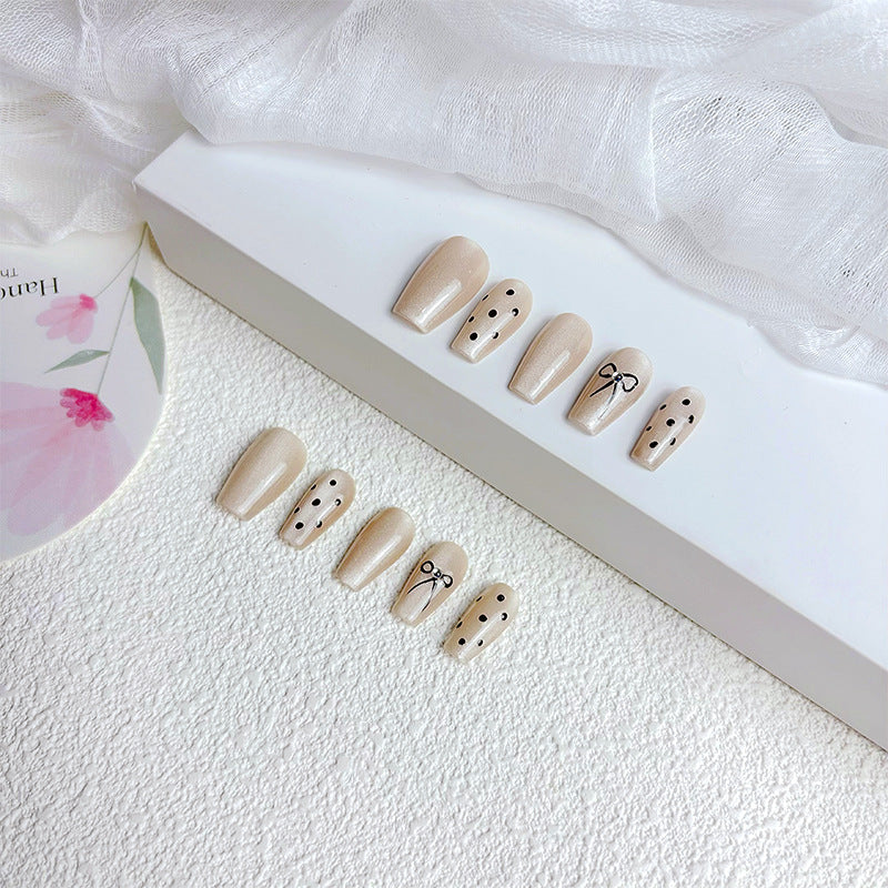 French Tip Press-On Nail Set Bowlift