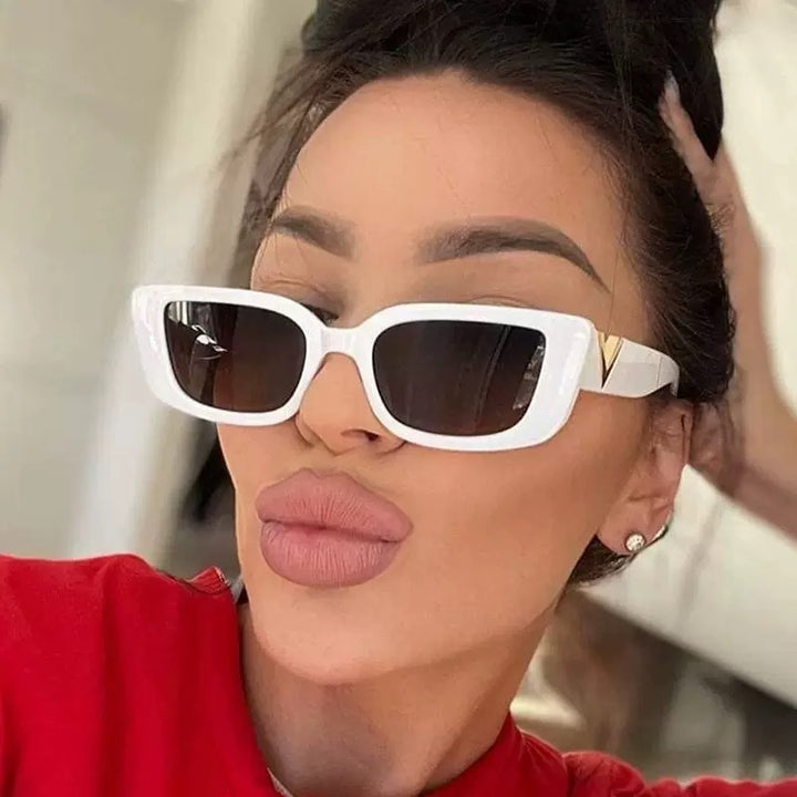 Vintage Cat Eye Sunglasses Bowlift