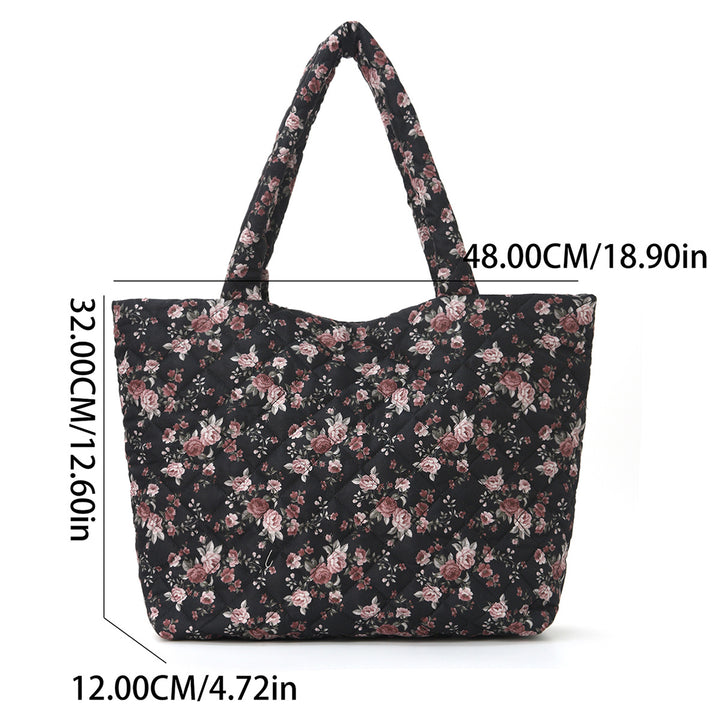 Trendy shopping bag with cute bear and strawberry design Bowlift