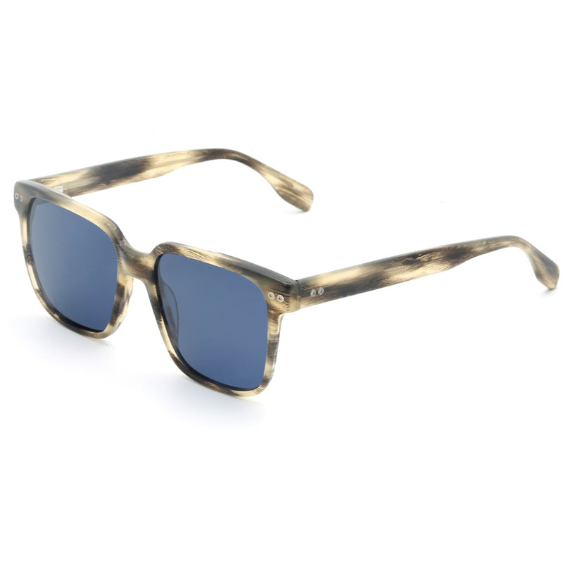Ladies sunglasses in modern tortoiseshell design with polarized lenses Bowlift
