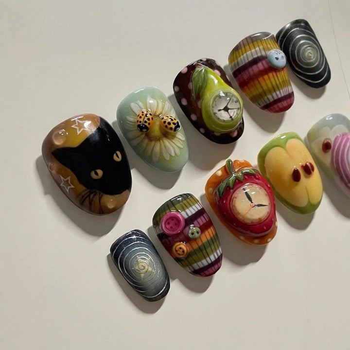 Artistic Ocean-Themed Press-On Nail Art Bowlift