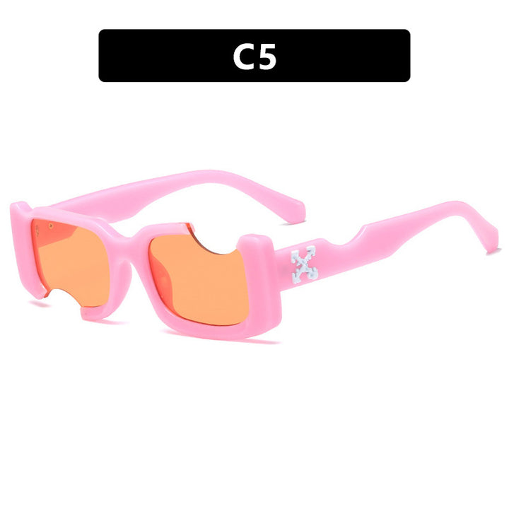 Ladies fashionable sunglasses with distinctive design and sturdy plastic frame Bowlift