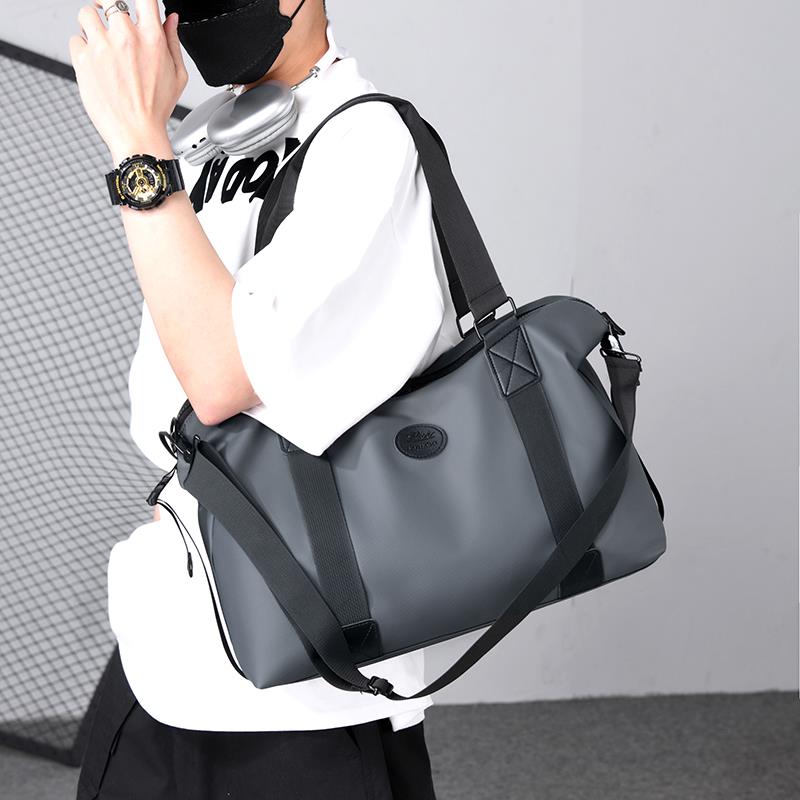 Tote bag with versatile design and spacious storage Bowlift